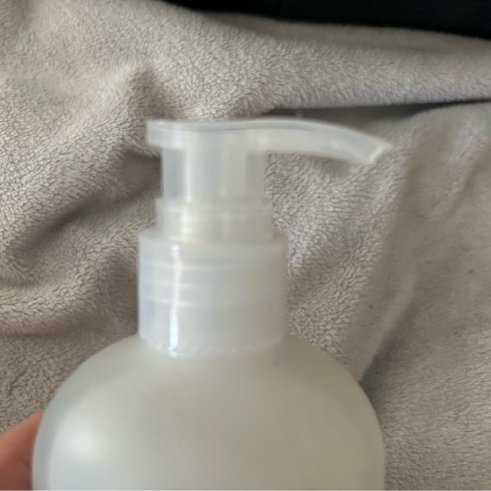 OLAPLEX Broad Spectrum Chelating Treatment- NEW - Picture 4 of 5